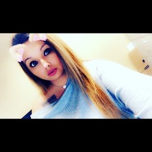 Meet your Posher, Christina